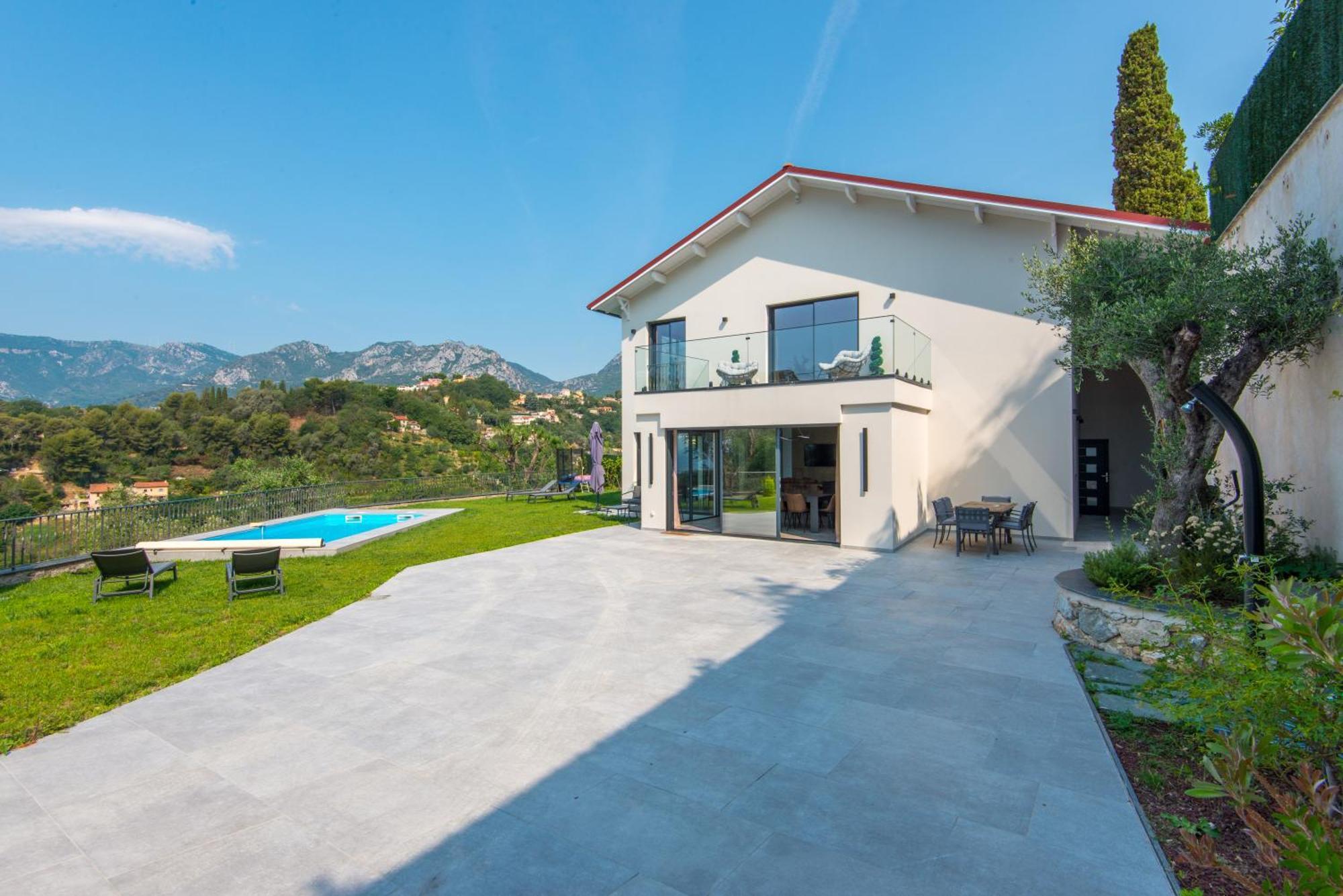 Jolie Maison Au Calme Menton Exterior photo